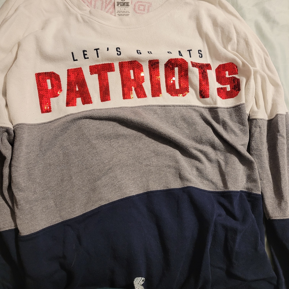 Victoria's Secret PINK White Grey and Blue Patriots Top